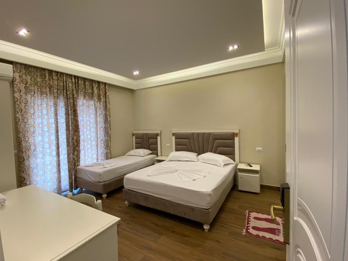 Hotel Vila Mare Дуррес Екстер'єр фото