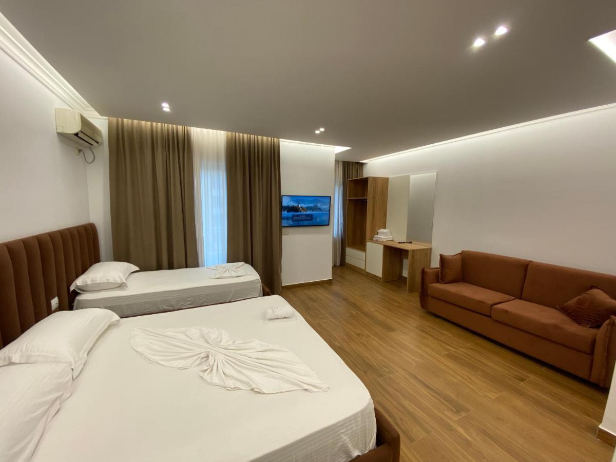 Hotel Vila Mare Дуррес Екстер'єр фото